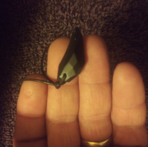 Necklace - Picture 1 of 3